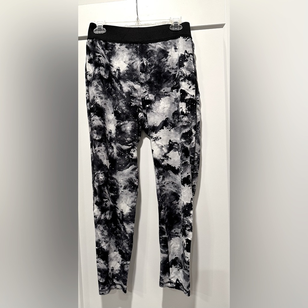 Cosmos Print Leggings by BB DAKOTA